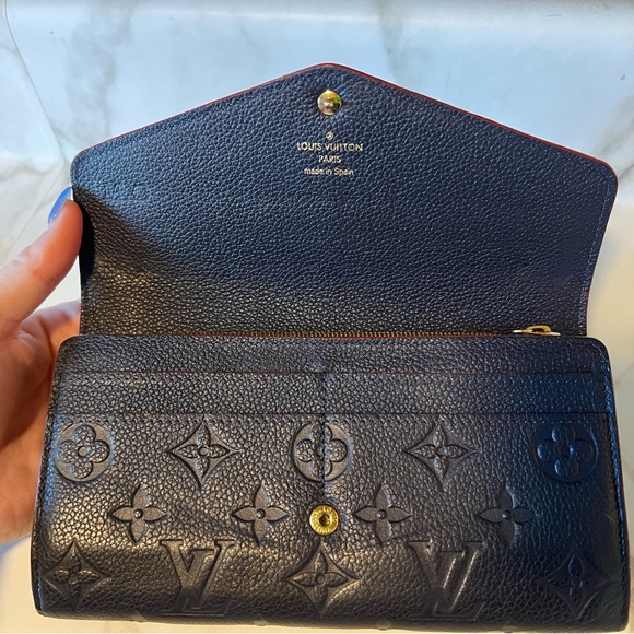 Louis Vuitton Sarah Wallet Empreinte - Picture 2 of 9